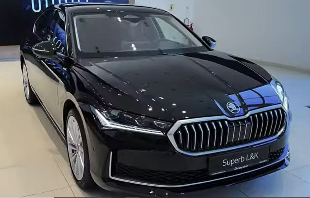 Skoda Superb 2025 Skoda Superb Sedan Review Superb 2025 Features and Specs Skoda Superb Interior and Performance Premium Sedan 2025 Skoda Superb India Launch Best Sedan 2025 Skoda Superb Mileage Skoda Superb Engine Details Luxury Sedan Review 2025
