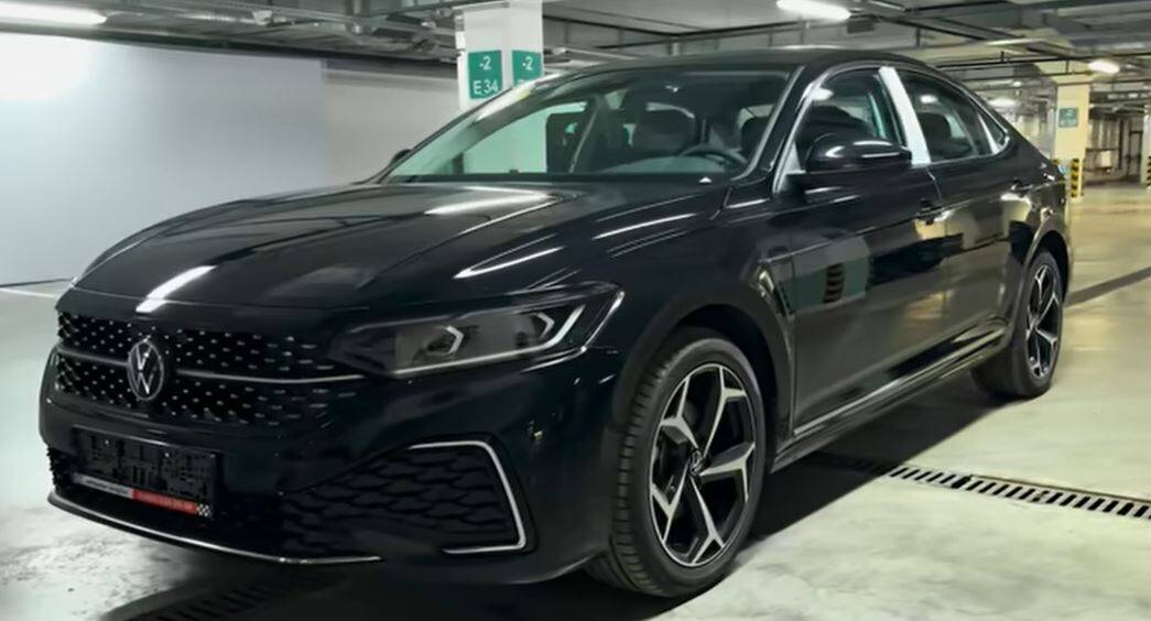 Volkswagen Passat 2025 VW Passat Sedan Review Passat 2025 Features and Specs Volkswagen Passat Interior and Performance Premium Sedan 2025 VW Passat India Launch Best Sedan 2025 Volkswagen Passat Mileage VW Passat Engine Details Luxury Sedan Review 2025